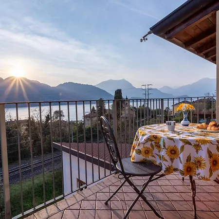 Mansarda Luce Di Lierna